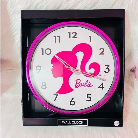 Barbie Wall Clock - Picture 1 of 3